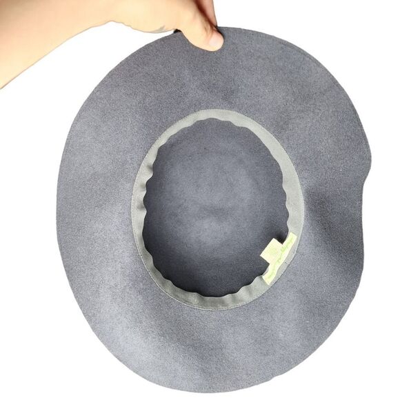 Staring At Stars Women's Gray Wool Hat - Picture 5 of 8